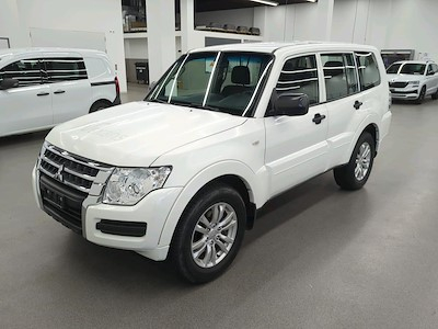 Kúpiť MITSUBISHI PAJERO na Ayvens Carmarket